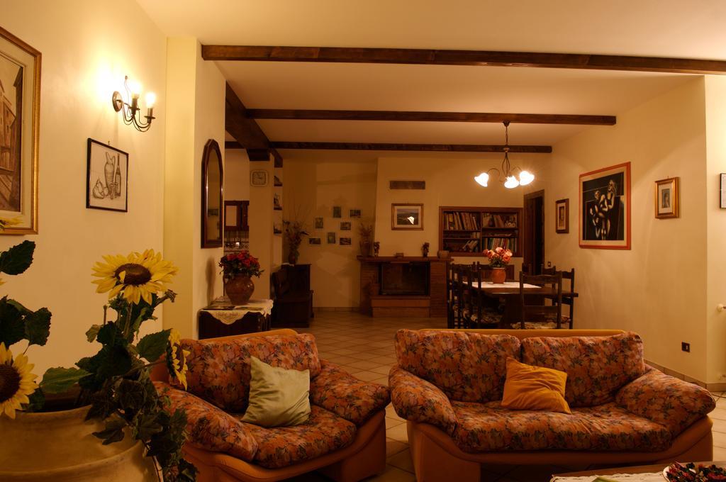 La Colonna Bed & Breakfast Montelanico Exterior photo